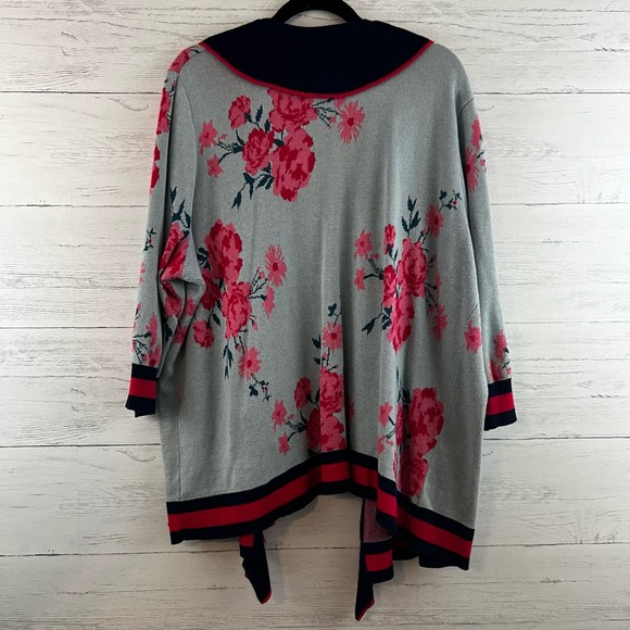 Lane Bryant Floral Draped Front Long Sleeve Cardigan Size 18/20 - Picture 2 of 9